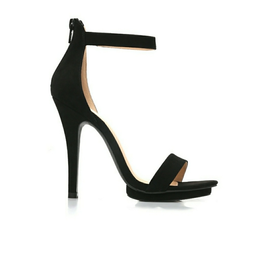 Fashion Nova Black TNT Heel